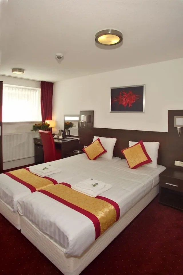 غرفة أساسية بسريرين منفصلين، Hotel Allure 2/5