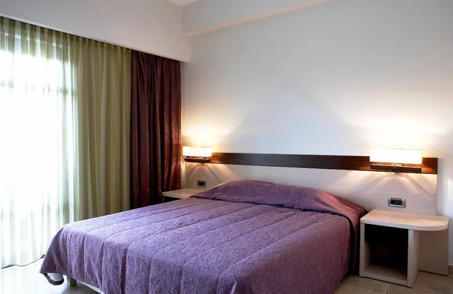 استوديو بإطلالة على المسبح، Porto Platanias Beach Resort & Spa 1/1