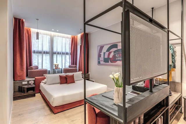غرفة ثلاثية بسرير كوين مع أريكة، Parioli Cube Hotel 7/10