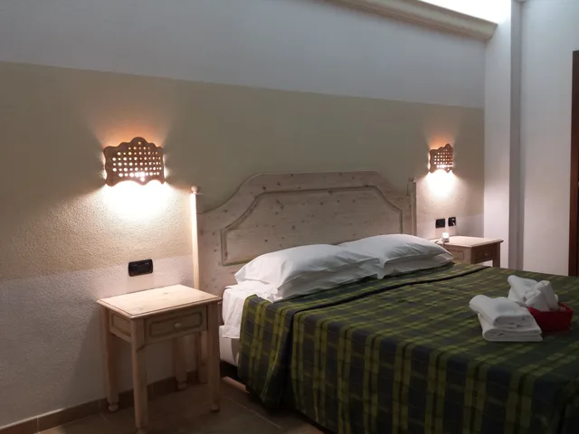 غرفة كومفورت بسرير مزدوج بشرفة، Pausania Inn 2/4