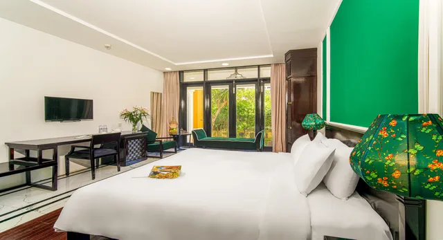 Deluxe, Double Bed, Garden or City View, Balcony, Bathtub، Thanh Binh Riverside Hotel 3/4