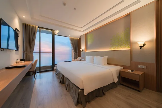 Deluxe, Queen Bed, Sea View, Balcony, Navada Beach Hotel 3/6
