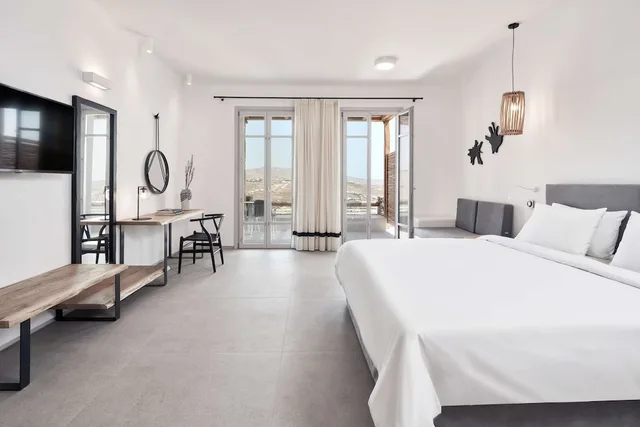 جناح جونيور بإطلالة على البحر بمسبح خاص، Radisson Blu Euphoria Resort 2/10