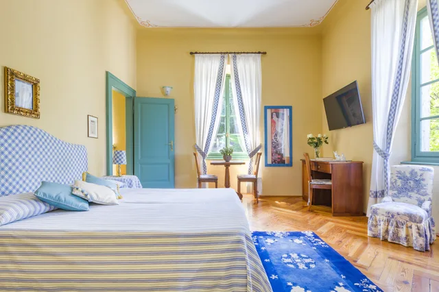 Junior Suite, Villa, Queen Bed, Partial Lake View، Boutique Hotel Villa Sostaga 2/6
