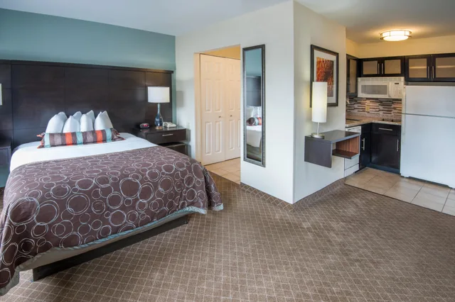 استوديو بسرير كوين لذوي الإعاقة، Staybridge Suites Columbus-Airport 1/1