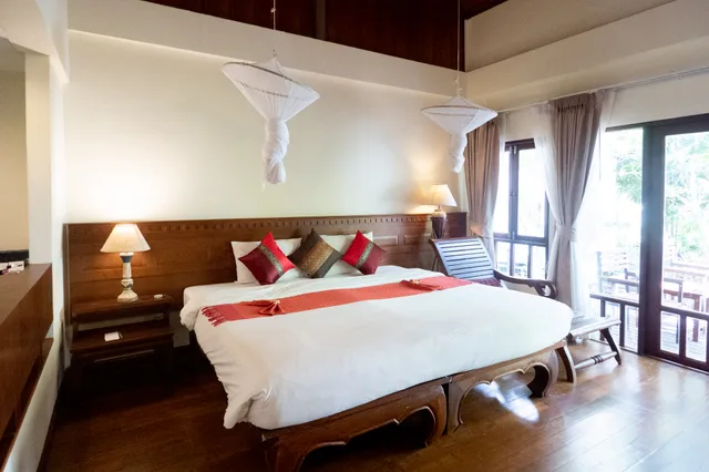 غرفة سوبيريور بسرير مزدوج أو سريرين منفصلين بإطلالة على المسبح، Royal Lanta Resort & Spa 2/10
