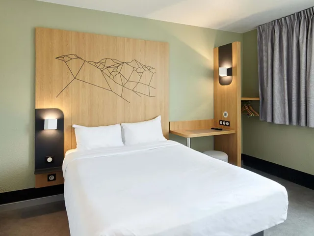 غرفة بسرير كوين لذوي الإعاقة، B&B Hotel PARIS Roissy CDG Aeroport 2/3