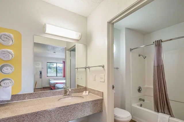 غرفة ديلوكس بسريرين كوين، Motel6 Fairfield, CA - North 7/7