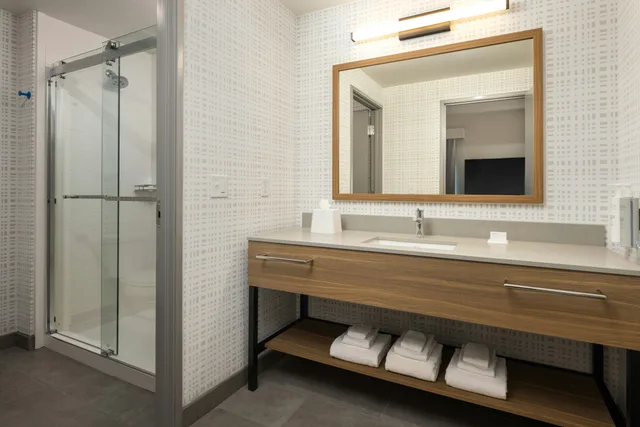 غرفة بسرير كينج، Hampton Inn and Suites by Hilton Cottonwood 3/3