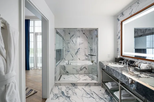 جناح استوديو تنفيذي بسرير كينج مع أريكة، Jw Marriott Savannah Plant Riverside District 8/10