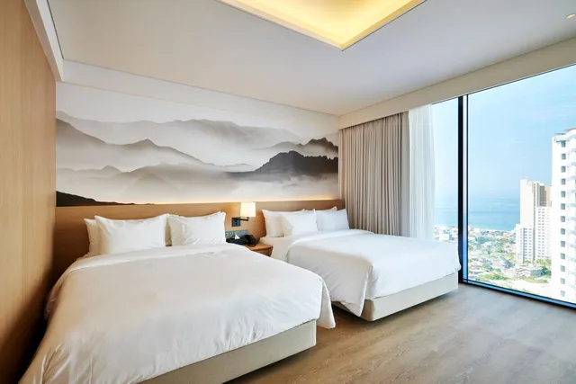 جناح جونيور بسريرين كوين، Homm Marina Sokcho 3/9
