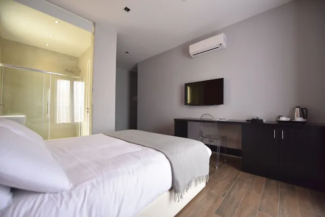 غرفة كومفورت بسرير كوين، Quaint Boutique Hotel Nadur 1/9