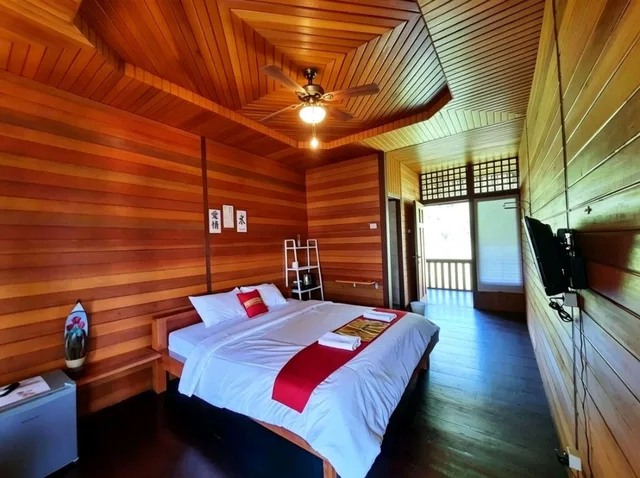غرفة بسرير كوين، Hotel Pesona Bulan Baru Senggigi 1/1