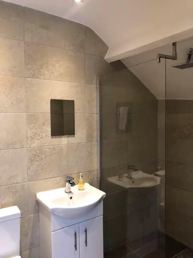 Luxury, Apartment, 2 Double Beds, King Bed, Murphy Bed, Sea View، Harcourt Place 4/5