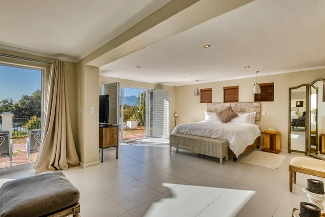 جناح عائلي بإطلالة على البحر، Manor On The Bay 1/4