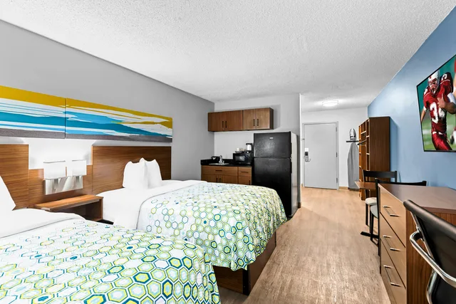 استوديو بسريرين مزدوجين، HomeTowne Studios by Red Roof & Conference Center Cortland 1/5