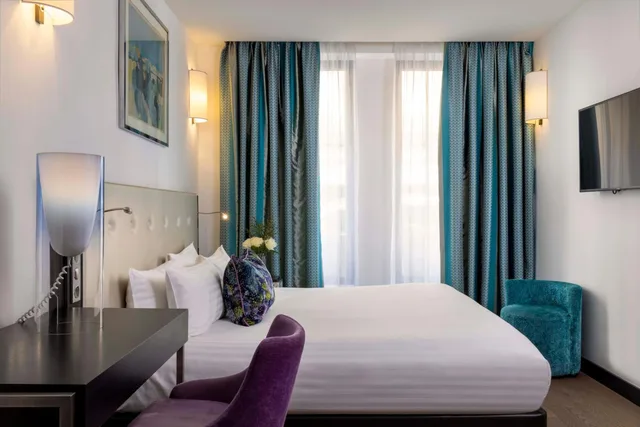 غرفة قياسية بسرير مزدوج لذوي الإعاقة، Hotel Gustave 1/2
