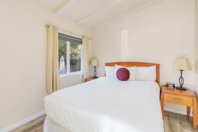 2 Bedrooms, Cottage, King and Queen Bed, Valley View, Kitchen، West Sonoma Inn and Spa 2/7