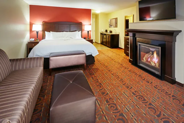 جناح استوديو بسرير كينج، Hampton Inn and Suites Milwaukee Franklin 2/4