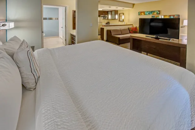 جناح استوديو بسرير كينج مع أريكة، Residence Inn Fort Lauderdale Pompano Beach Central 1/4
