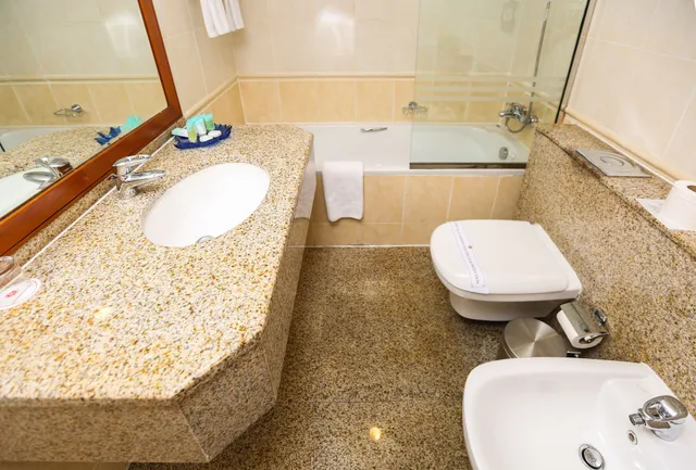 غرفة تنفيذية بسريرين منفصلين، Ramee Royal Hotel 3/4