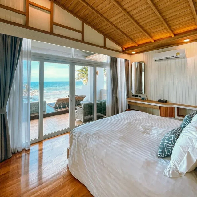 Junior Suite, Beach Front, Ocean View، Kundala Beach Resort Hua Hin 1/1
