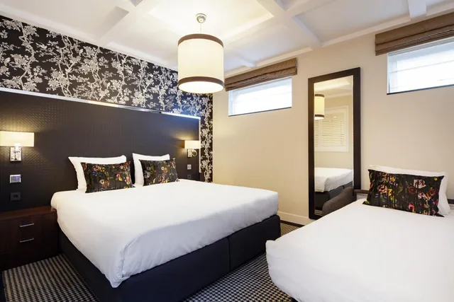 Semi Basement, Triple, Partial View, Beach Street Level، Notting Hill 3/5
