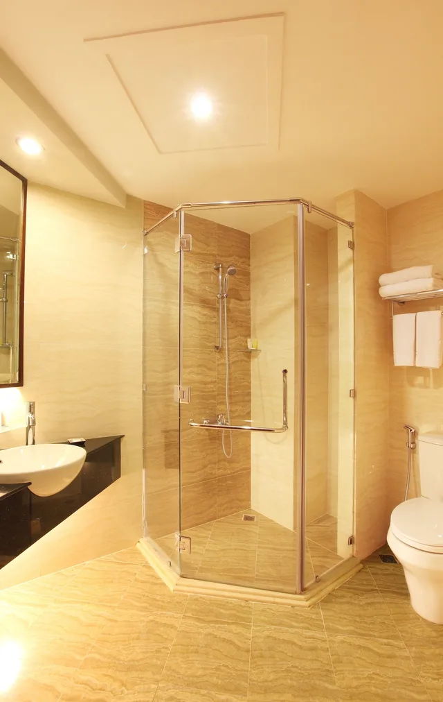 غرفة تنفيذية بسرير كينج، Sanouva Saigon Hotel 3/3