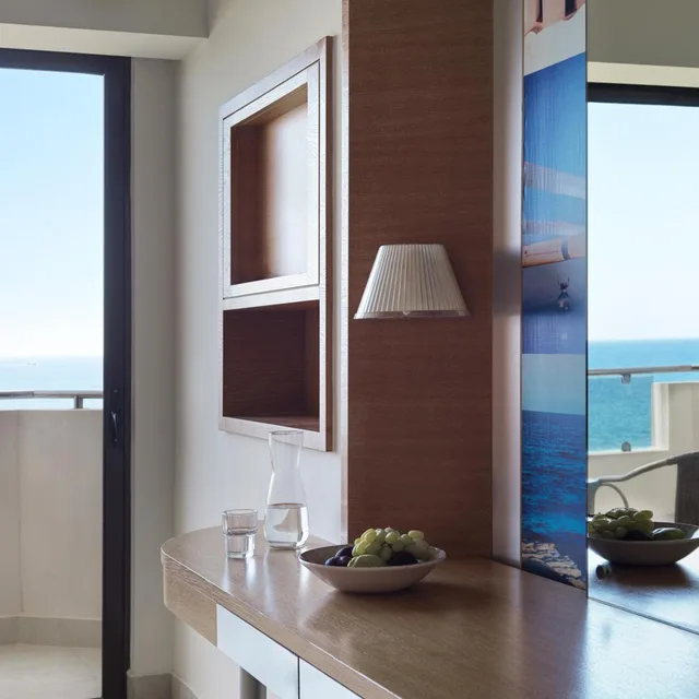 غرفة قياسية بإطلالة على البحر، Esperos Palace Resort & Spa 8/9