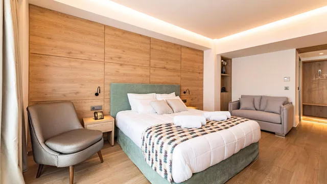 غرفة سوبيريور بسرير مزدوج مع أريكة، Acandia Hotel 10/10