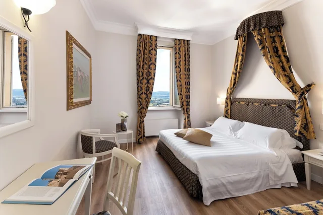 Deluxe, Triple, 1 Double and 1 Single Bed, Valley View، Fontebella 5/10