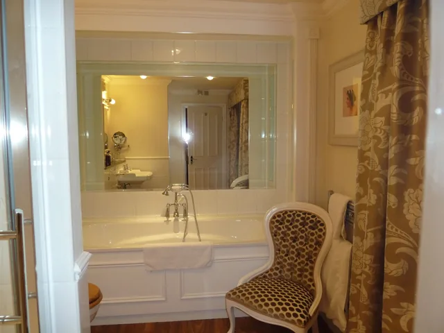 Comfy, Family, Double Bed, Sofa، Belmore 5/5