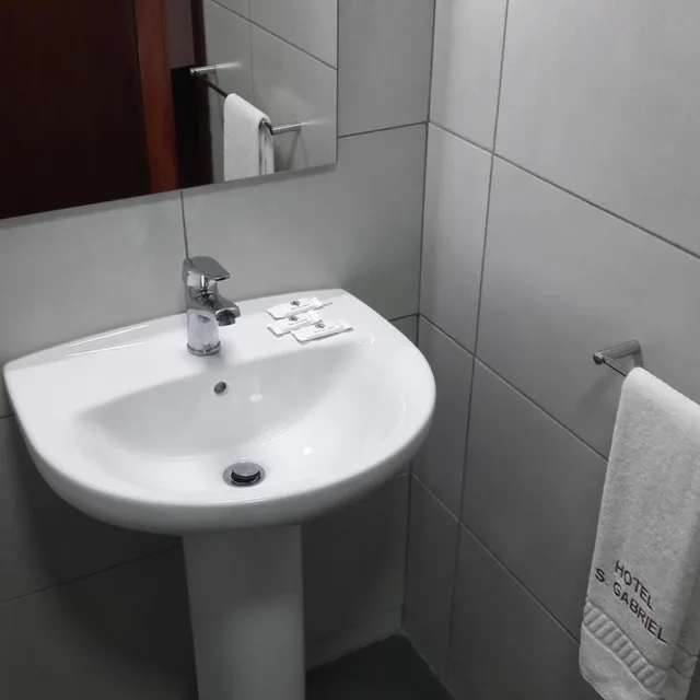 غرفة ثلاثية، HOTEL SAO GABRIEL(FORMERLY Solar Residencial S. Gabriel) 8/8