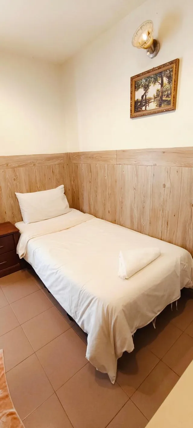 Room, Single, No Window، Hotel Seri Nilai 1/2