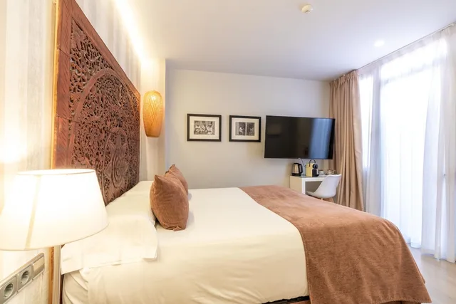 غرفة مفردة بسرير مزدوج، Serennia Fira Gran Via Exclusive Rooms 3/5