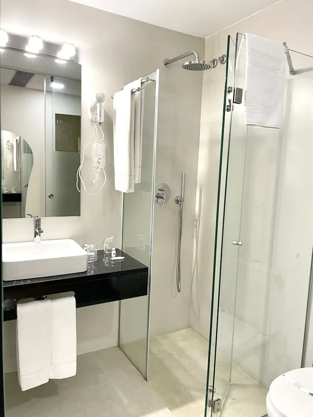 Superior, Double or Twin Bed, Universal Hotel 7/10