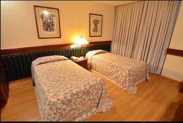 غرفة فاخرة بسريرين منفصلين، Hotel Gran Corona 2/2
