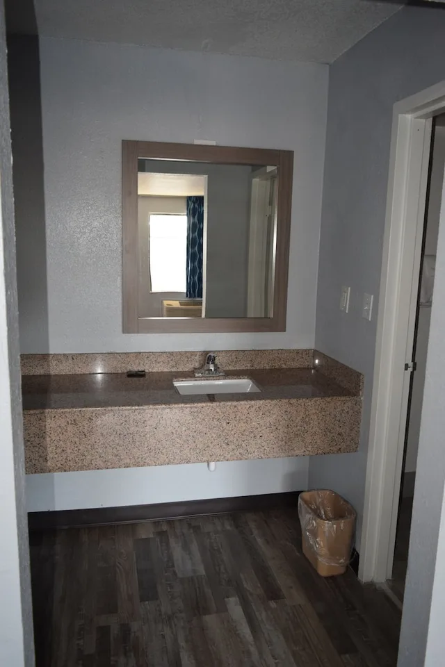 غرفة بسرير كينج، Americas Best Value Inn & Suites Murfreesboro 5/5