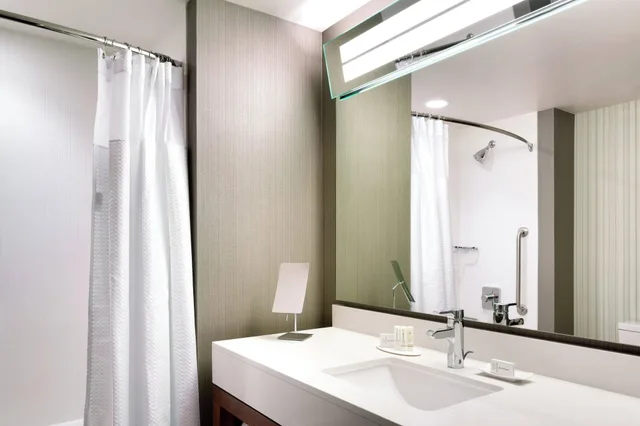 Room, Multiple Beds، Courtyard By Marriott Sedona 4/8