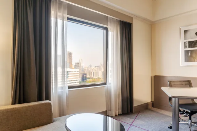 غرفة بريميوم بسريرين منفصلين، Crowne Plaza Bangkok Lumpini Park 4/8