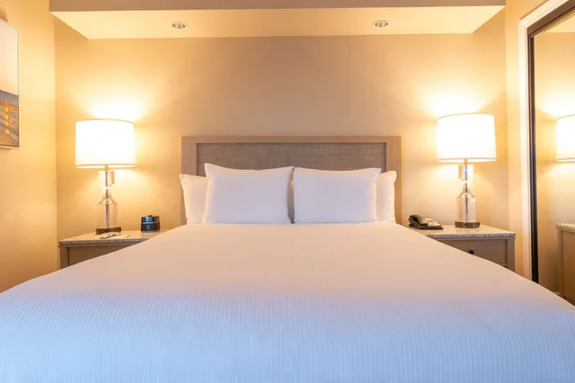 شقة سكنية بسريرين كوين بغرفتي نوم مع أريكة بمطبخ صغير، Southern California Beach Club 3/6