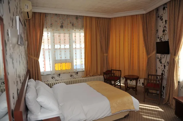 غرفة قياسية بسرير مزدوج أو سريرين منفصلين، Saray Hotel 3/10
