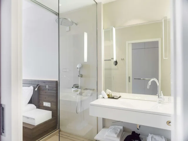 غرفة بسرير كينج، Radisson Collection Hotel Old Mill Belgrade 6/8