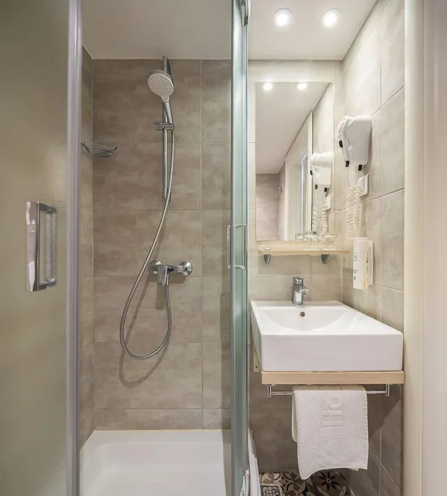 Comfort Double Room with Seaside Balcony، Bellevue Maradiso Casa by Aminess 9/9