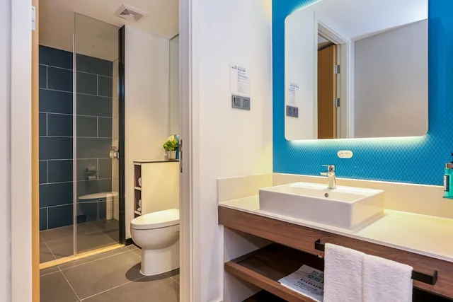 Specialty, Single Bed, Holiday Inn Express Jingdezhen Taoxichuan 3/3