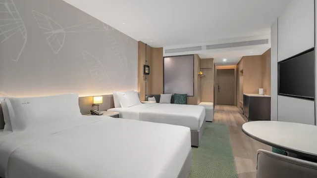 Standard, Double Bed, Holiday Inn Wenzhou Airport by IHG 1/4