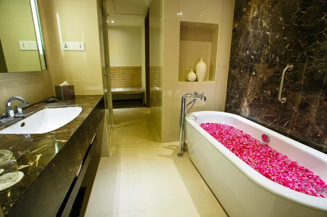جناح تنفيذي بسرير كينج، Courtyard By Marriott Agra 4/6