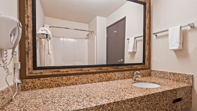 غرفة قياسية بسريرين كوين، Best Western Woodburn 9/10