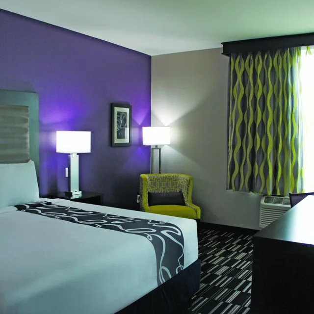 استوديو بسرير كينج، La Quinta Inn And Suites By Wyndham Mcallen Convention Center 4/6
