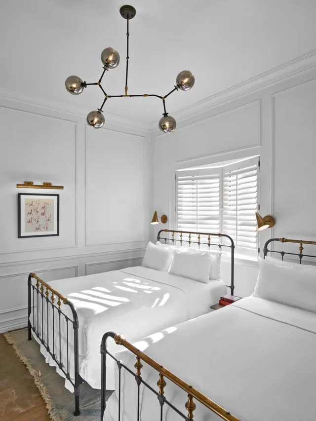 Premium, 2 Queen Beds, Life Hotel New York 5/6